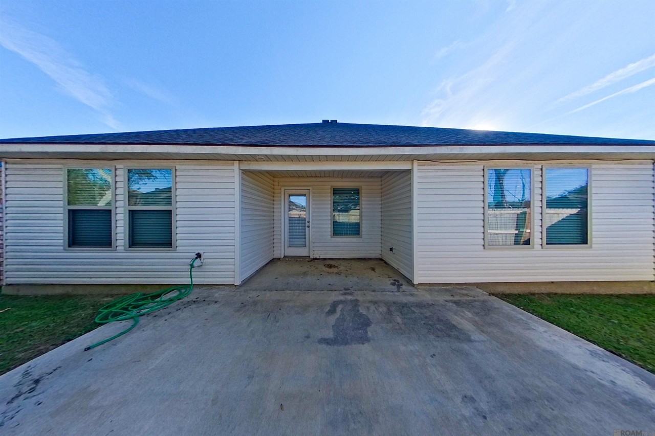 208 Yardley Ct - Photo 2 of 18