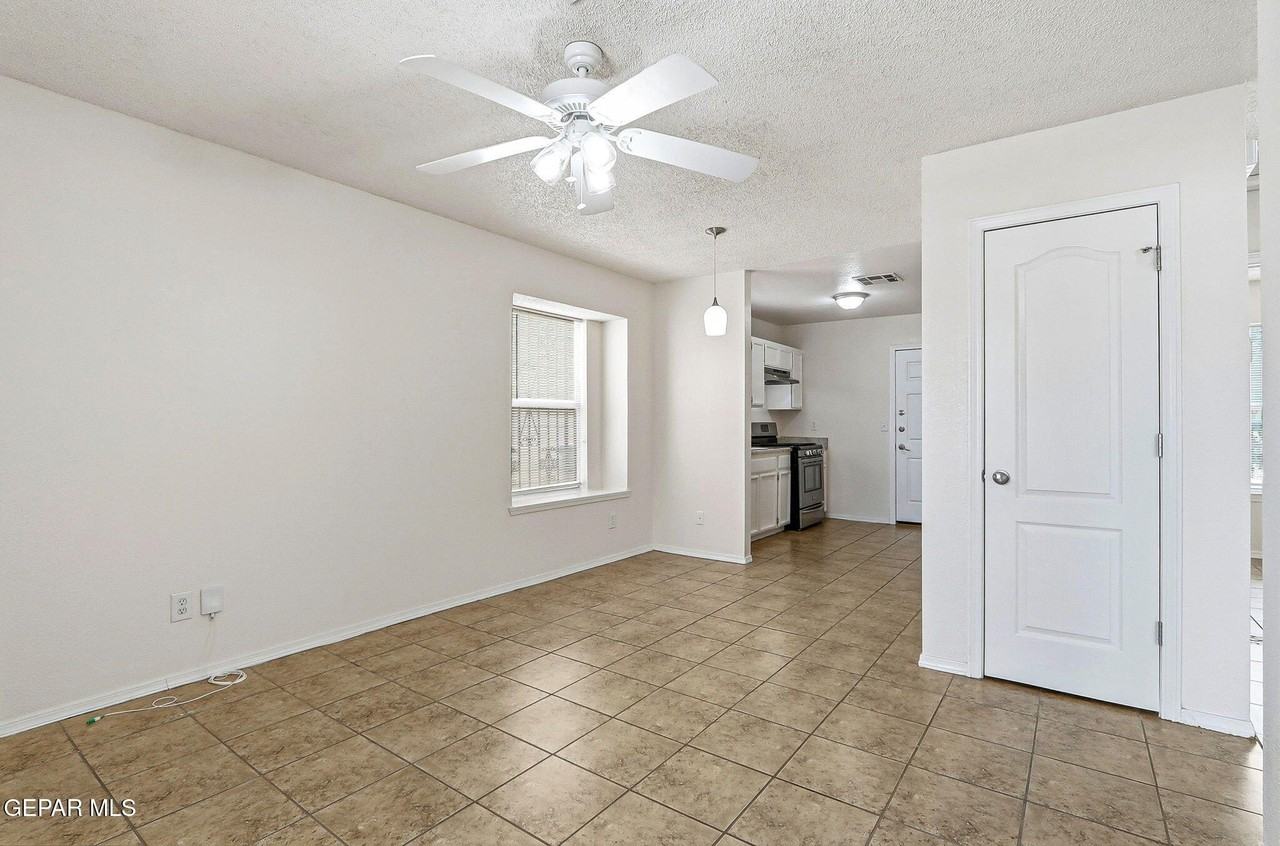 12320 Robert Dahl Dr - Photo 5 of 19