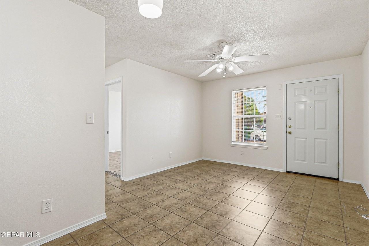 12320 Robert Dahl Dr - Photo 6 of 19