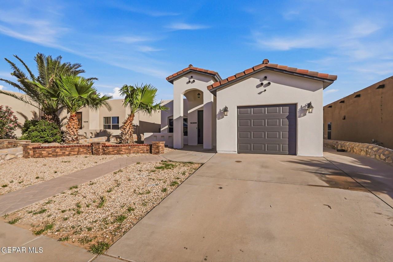 14208 Poets Rock Ln - Photo 3 of 36