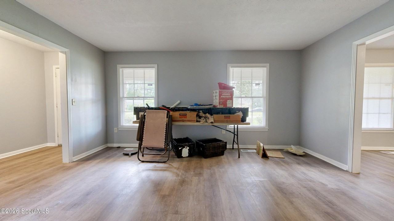 1001 Darling Ave - Photo 7 of 36