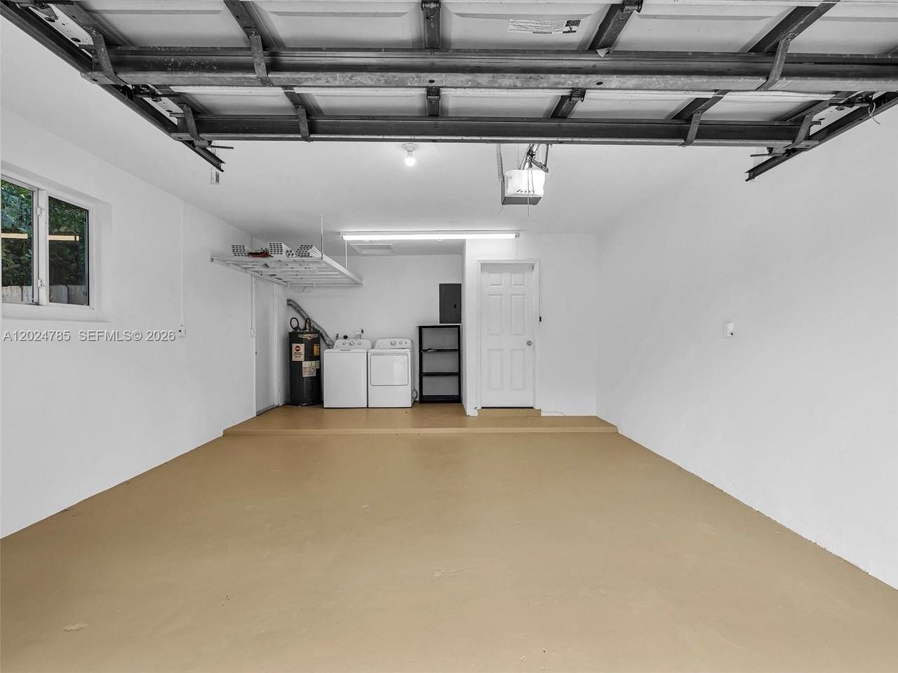 Sw 42nd Ter - Photo 4 of 8