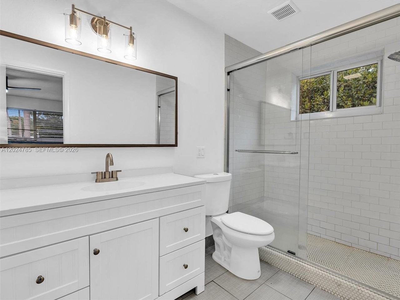 Sw 42nd Ter - Photo 5 of 8