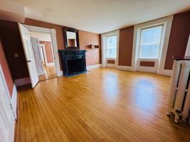 featured image of 161 Essex St #1