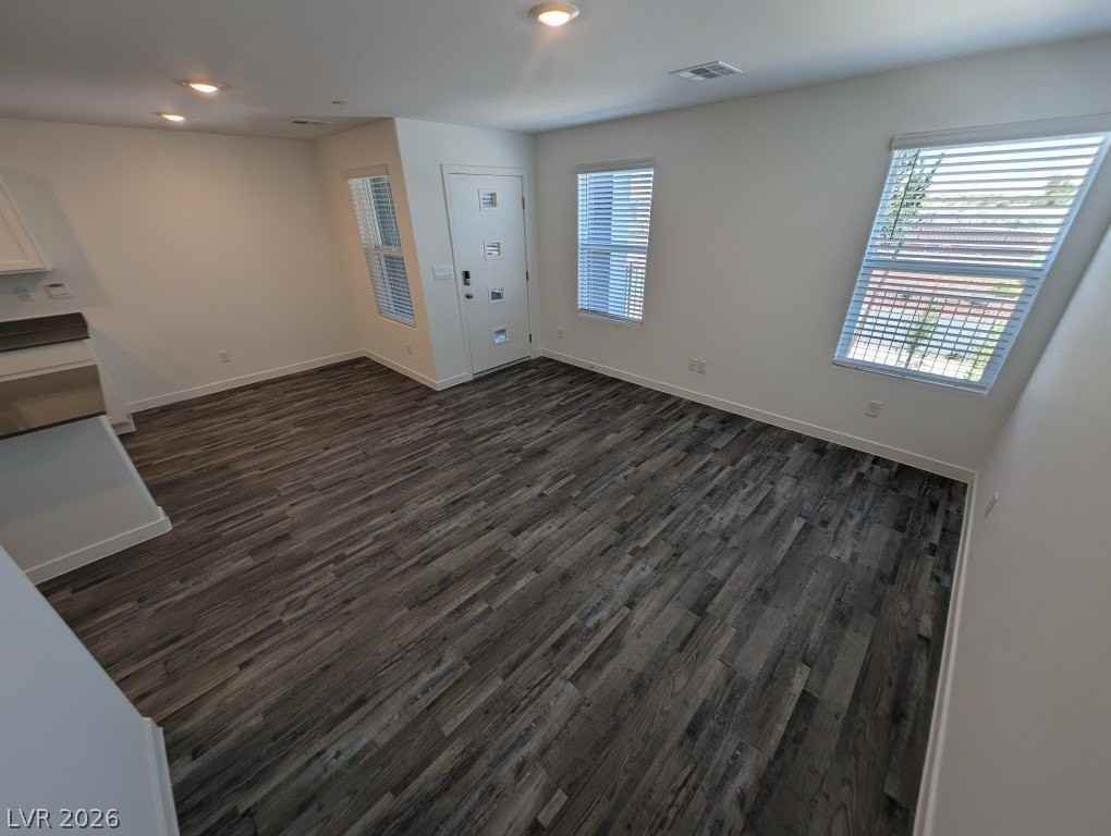 484 Golden Myna Ave - Photo 6 of 27