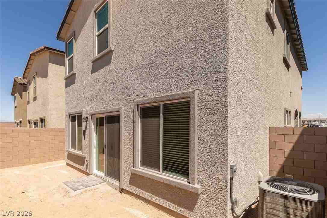 9921 Cobalt Cliffs St - Photo 6 of 34