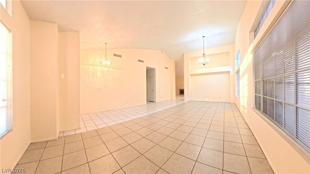 4844 Jadero Dr - Photo 5 of 32