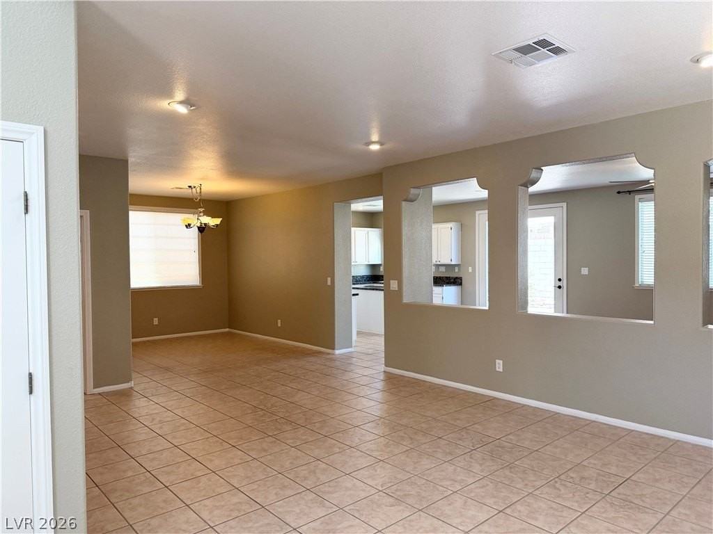 9862 Shadow Grove Ave - Photo 5 of 30