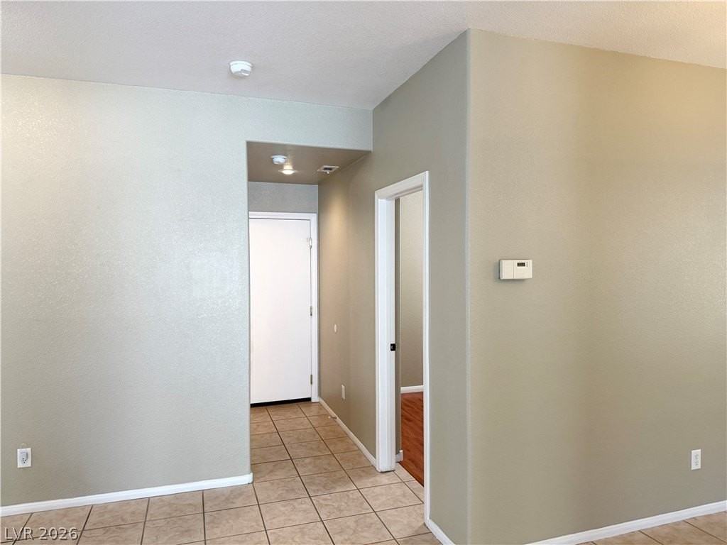 9862 Shadow Grove Ave - Photo 7 of 30