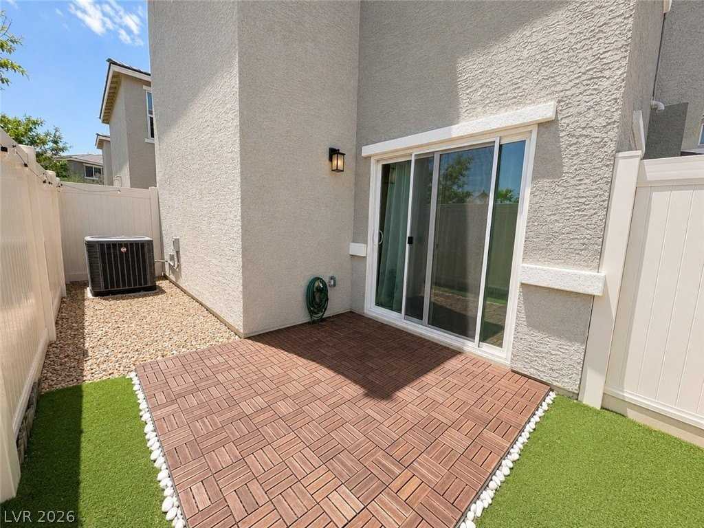 2872 Atomic Tangerine Way #1 - Photo 7 of 7
