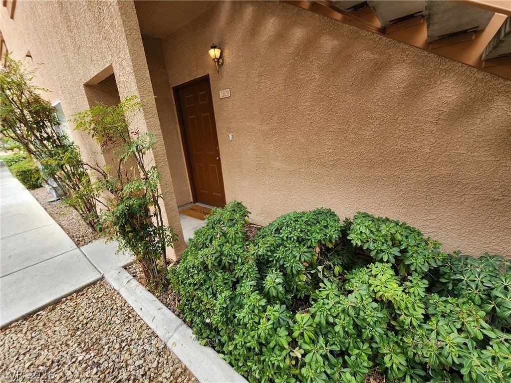1050 E Cactus Ave #1029 - Photo 2 of 40