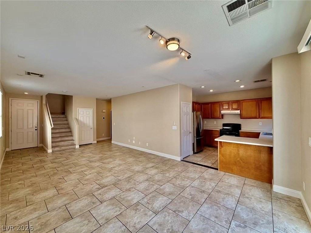 6486 W Eldorado Ln - Photo 3 of 25