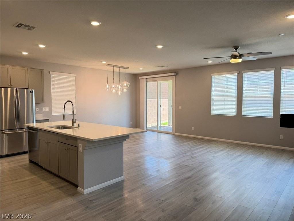 3025 Gravino Ave - Photo 5 of 35