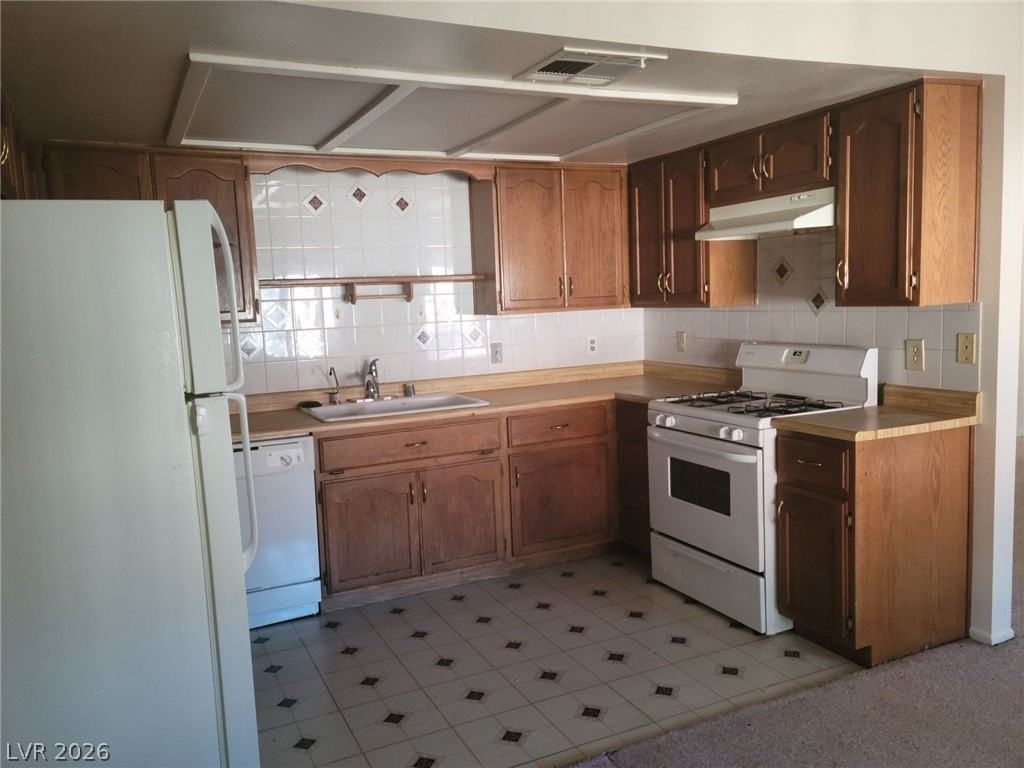 6663 W Tropicana Ave #202 - Photo 6 of 14