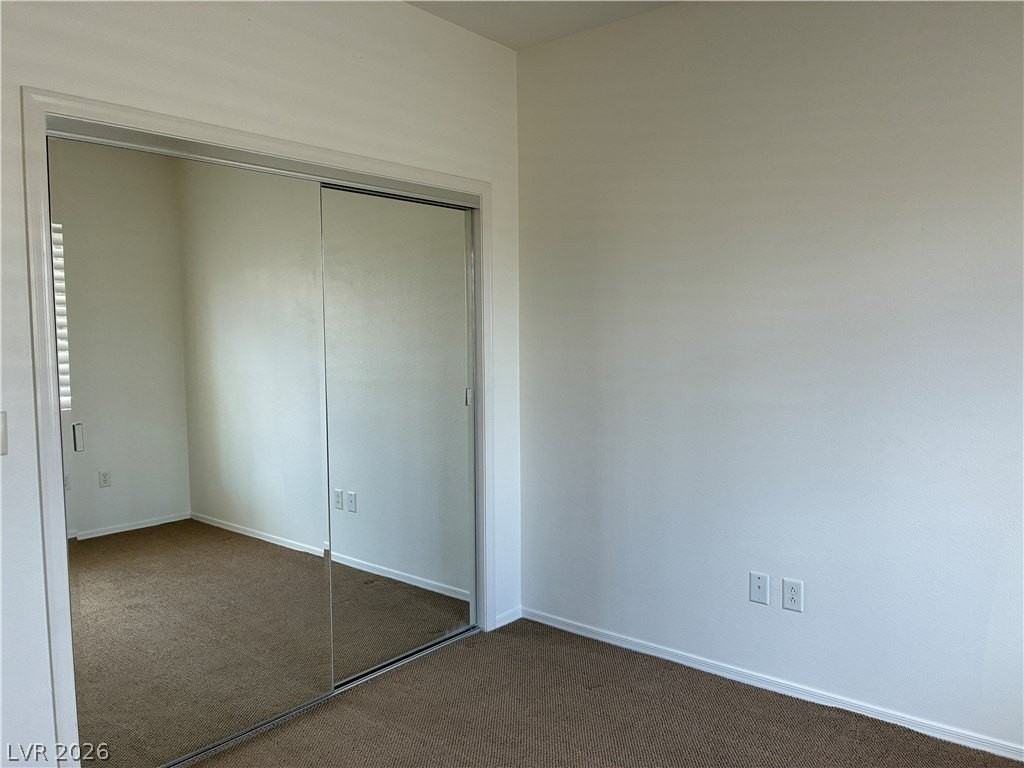 2581 Leighton Ave - Photo 4 of 16
