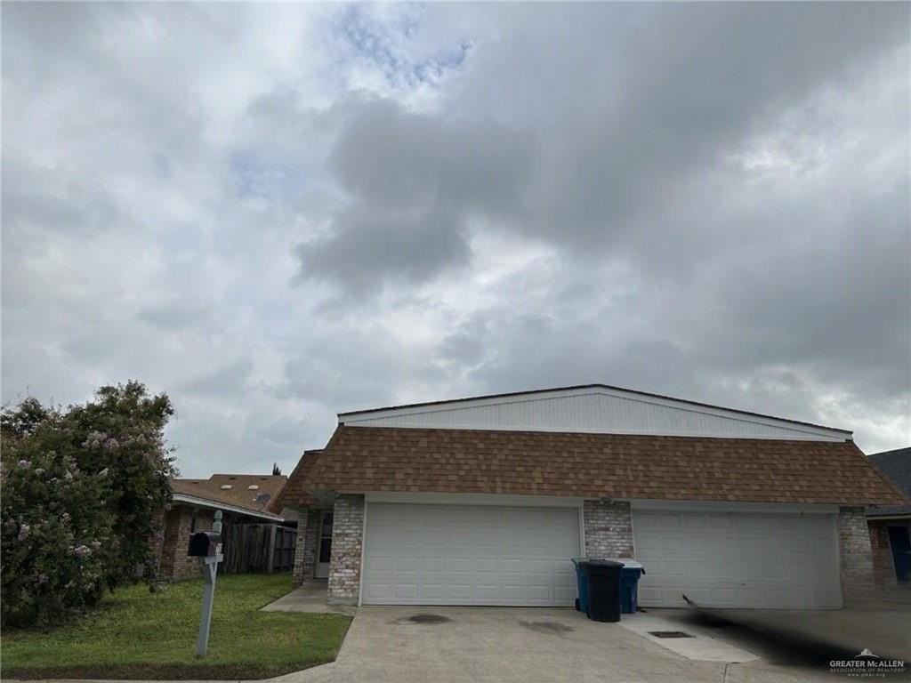 700 W Iris Ave - Photo 2 of 40