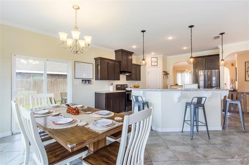 2107 W Mimosa Dr - Photo 4 of 15