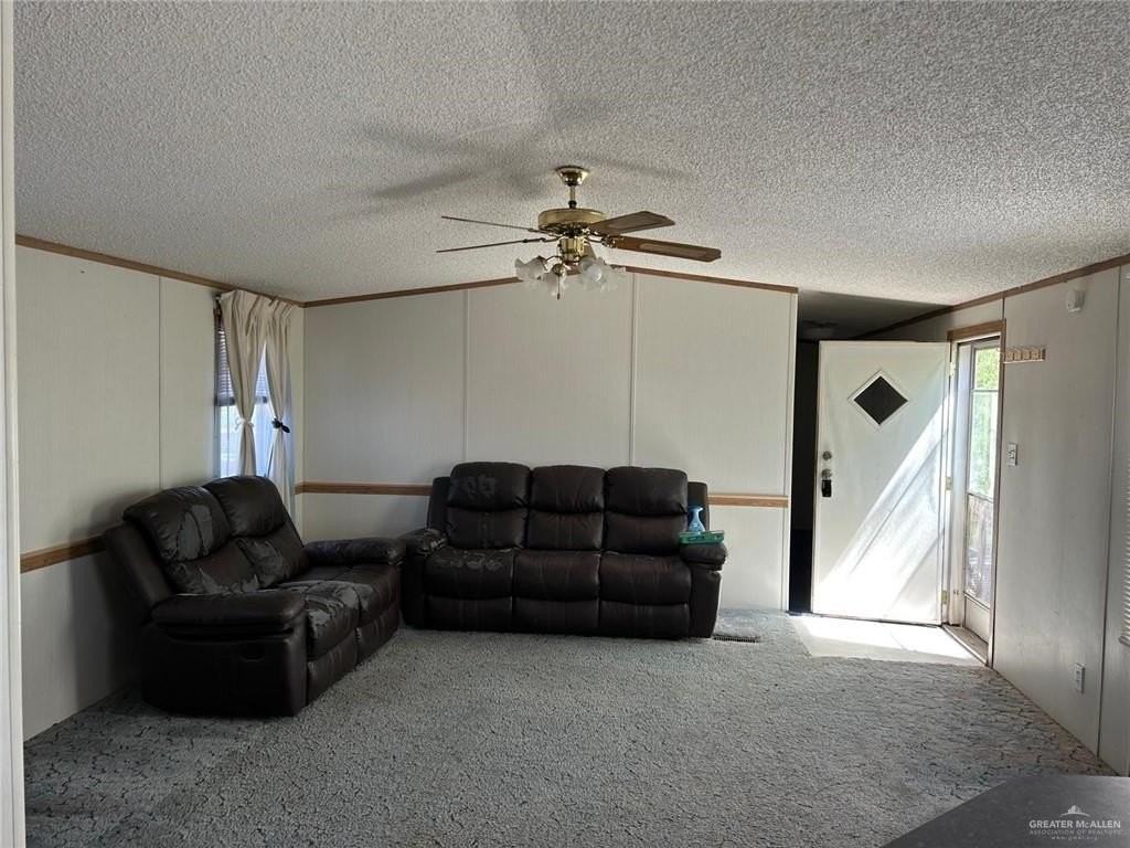 24951 Palmera Dr - Photo 3 of 5