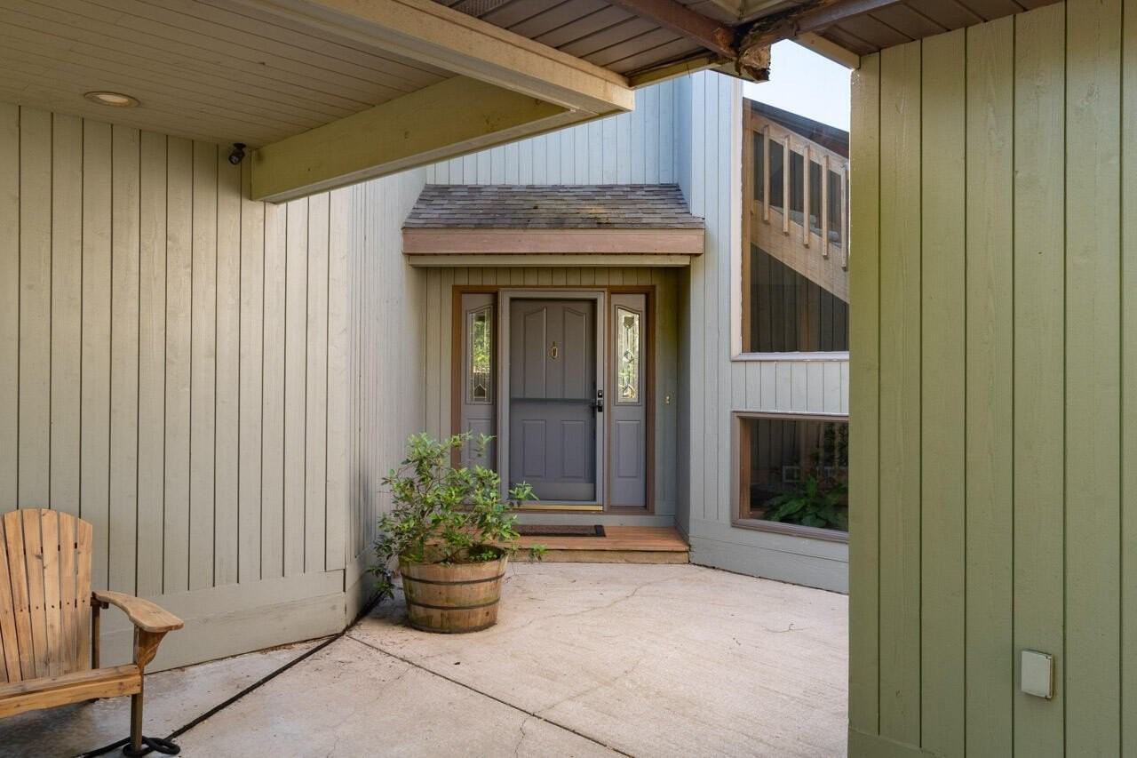 381 Timber Dr - Photo 6 of 40