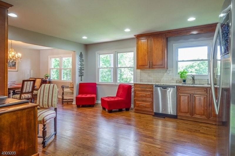 14 Ash Ln - Photo 6 of 22