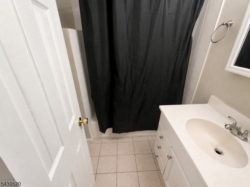 79 Belmont Ave - Photo 7 of 9