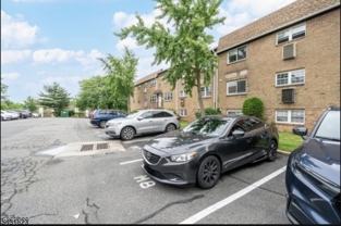 392 College Dr - Photo 1 of 1