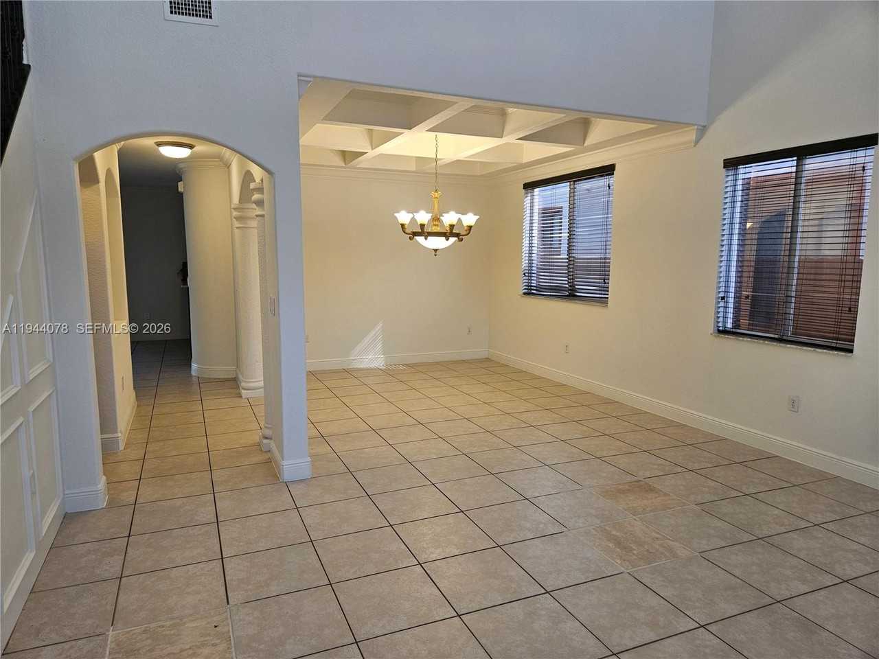 15387 Sw 21st Ln - Photo 3 of 8