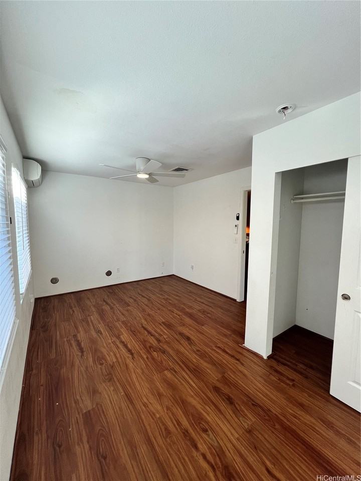 1080 Kupau St - Photo 4 of 5