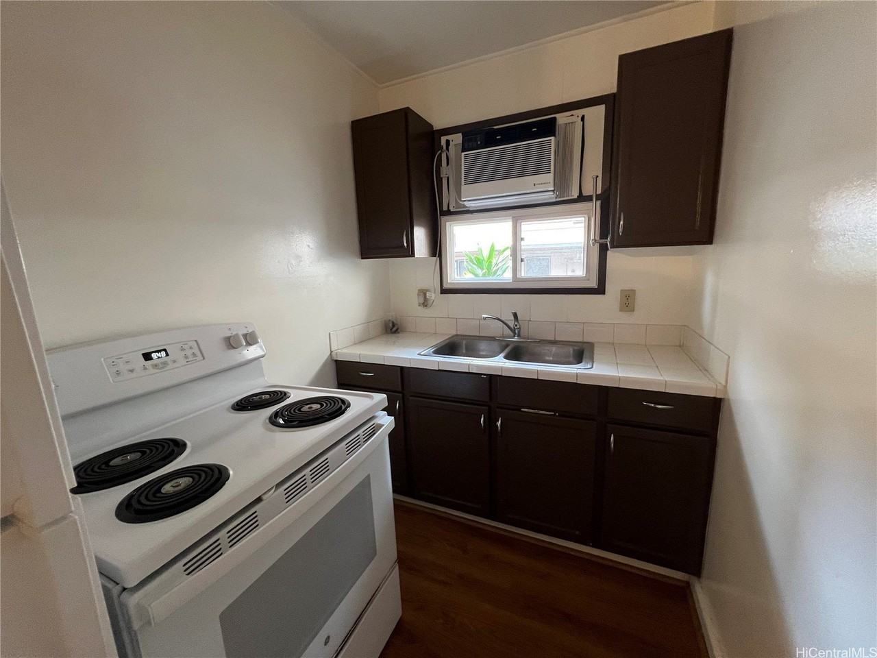 1839 Kaioo Dr #11 - Photo 3 of 7