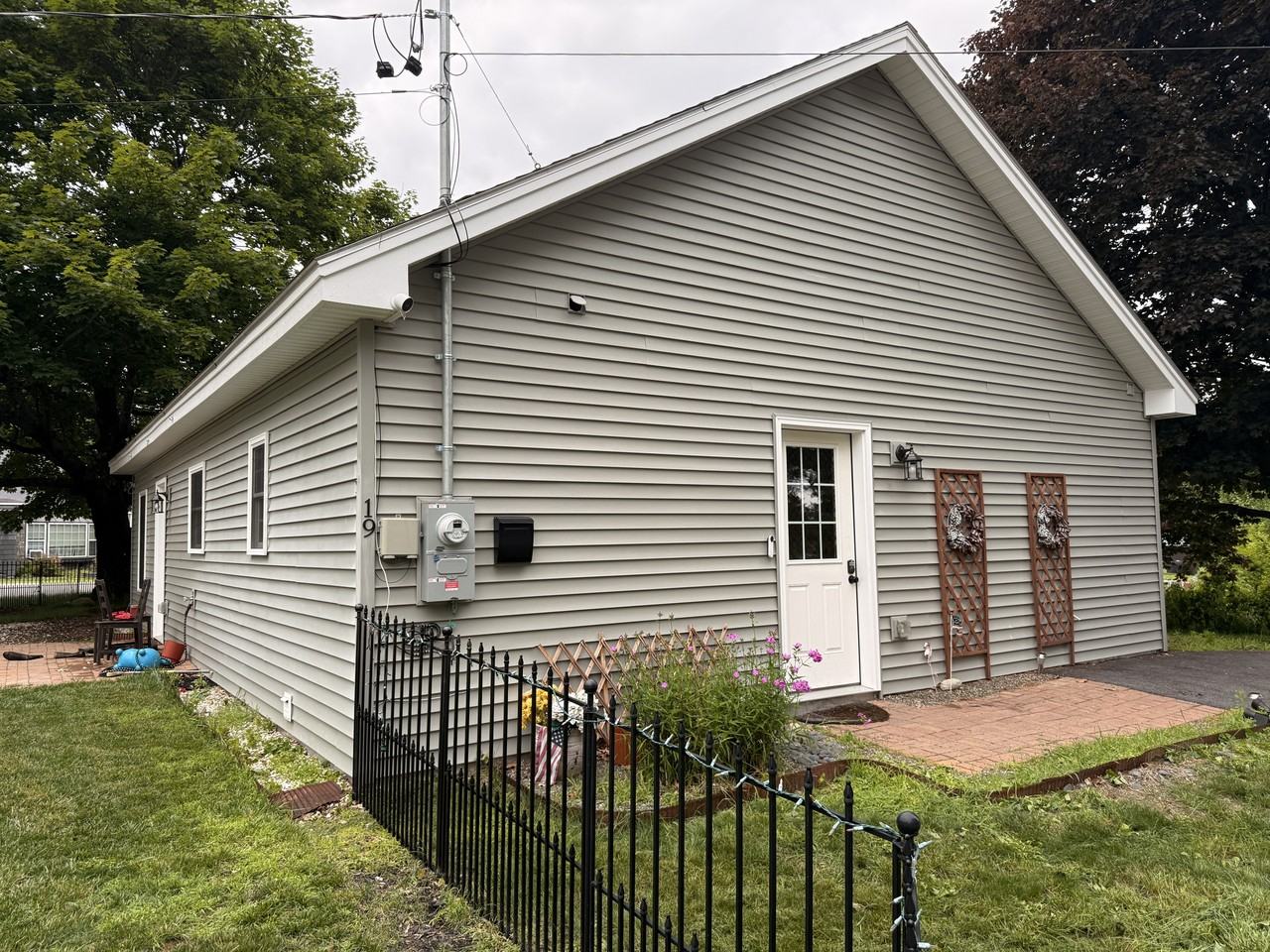 19 Clearwater Ave #1 - Photo 2 of 25