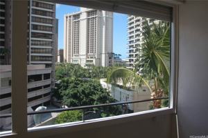 featured image of 425 Ena Rd #A808