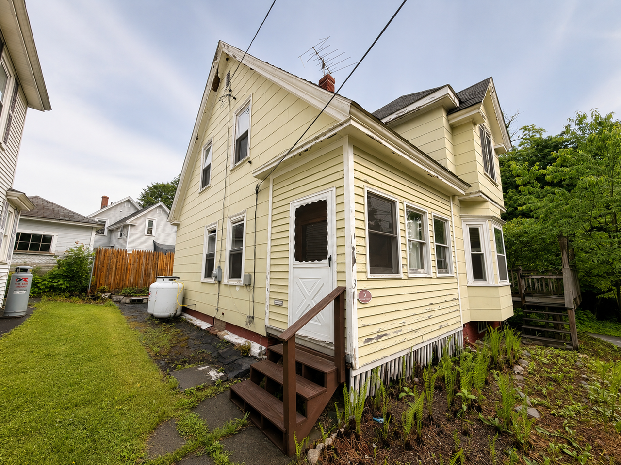 3 Grace Ct #1 - Photo 2 of 14