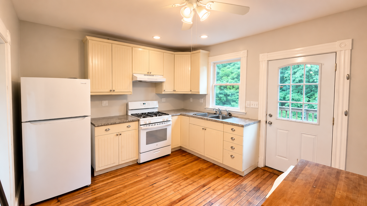 3 Grace Ct #1 - Photo 3 of 14