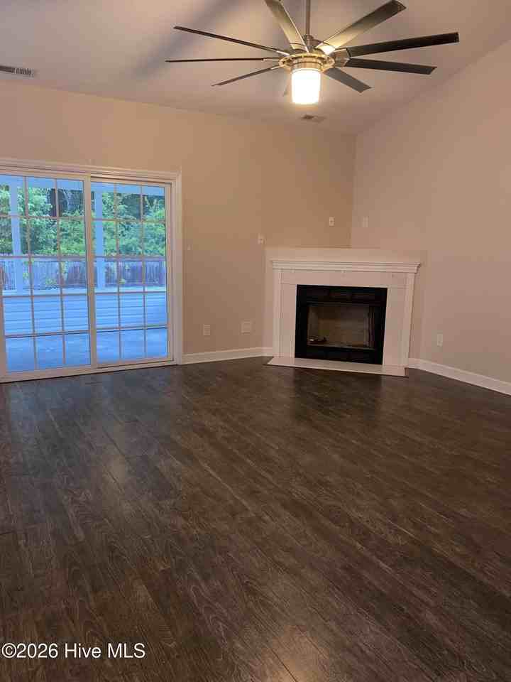107 Arrowhead Trl - Photo 5 of 11