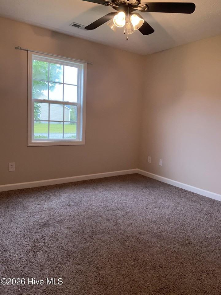 107 Arrowhead Trl - Photo 6 of 11