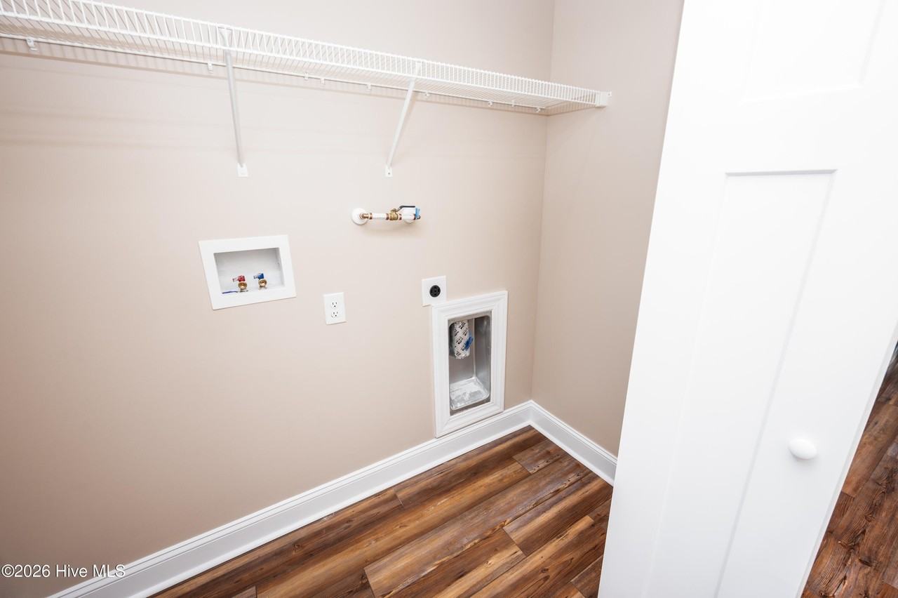 128 Macdonald Blvd - Photo 7 of 19