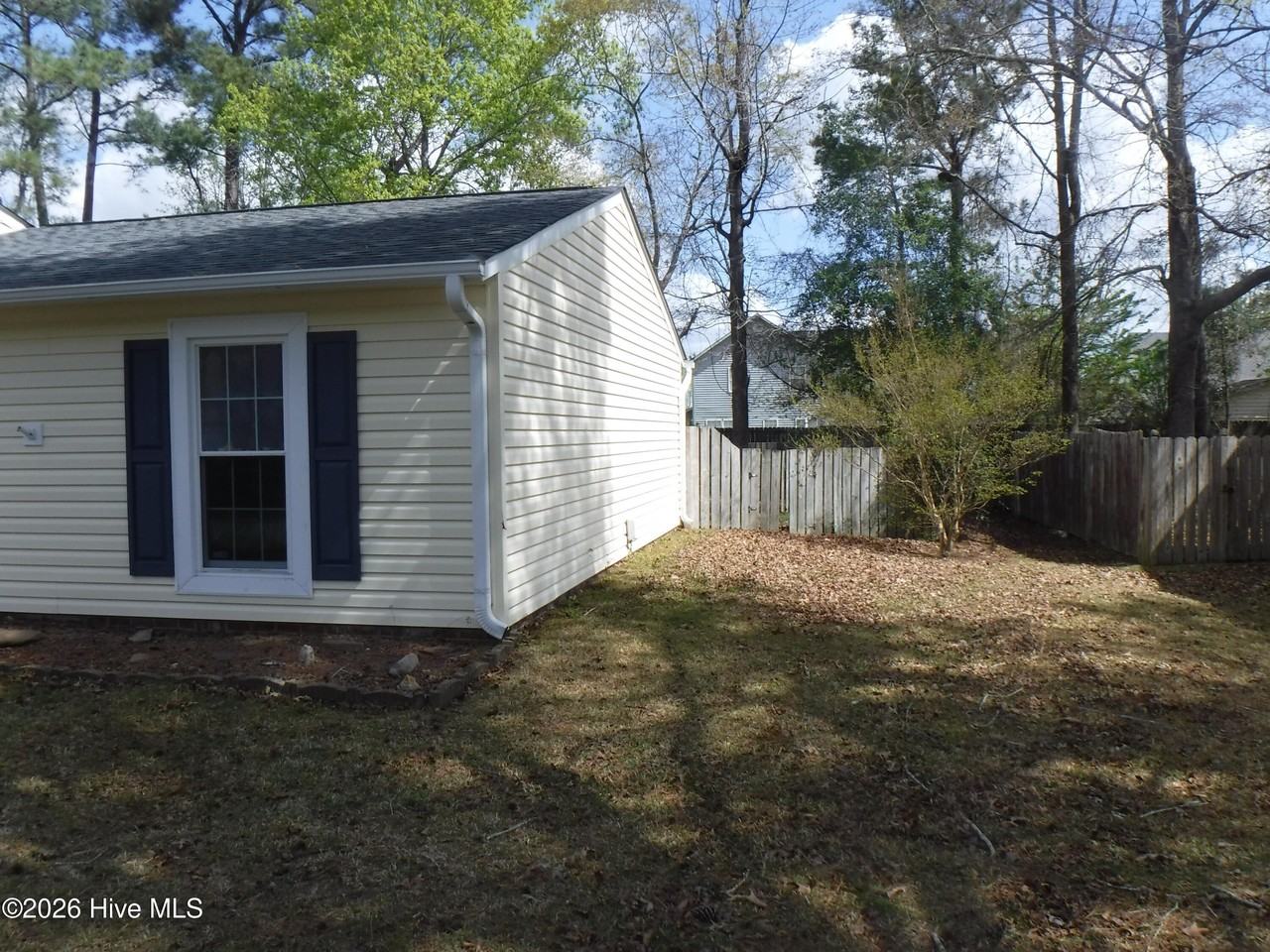 624 Shadowridge Rd - Photo 4 of 17