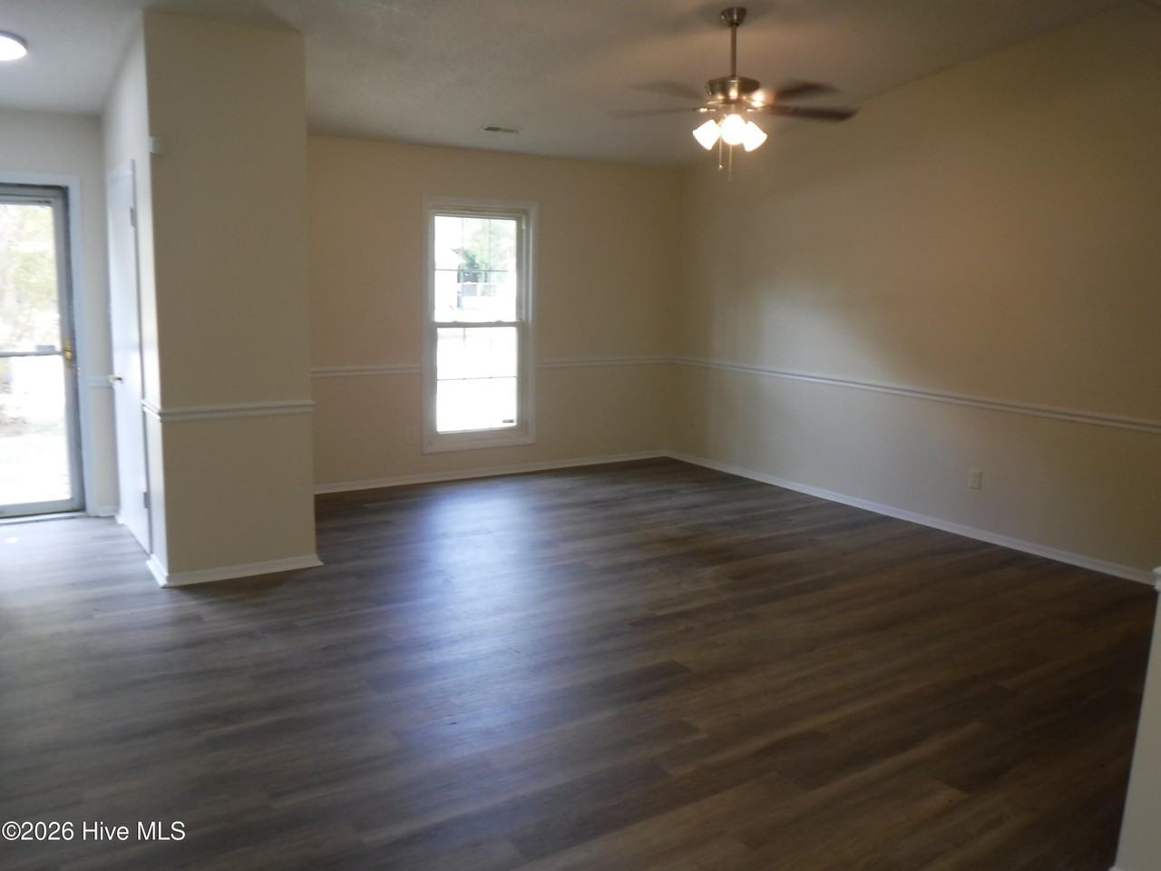 624 Shadowridge Rd - Photo 7 of 17