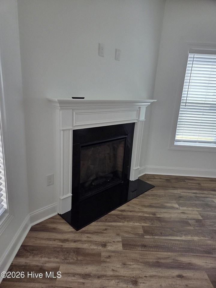 632 Abigail Taylor Dr #A - Photo 4 of 12