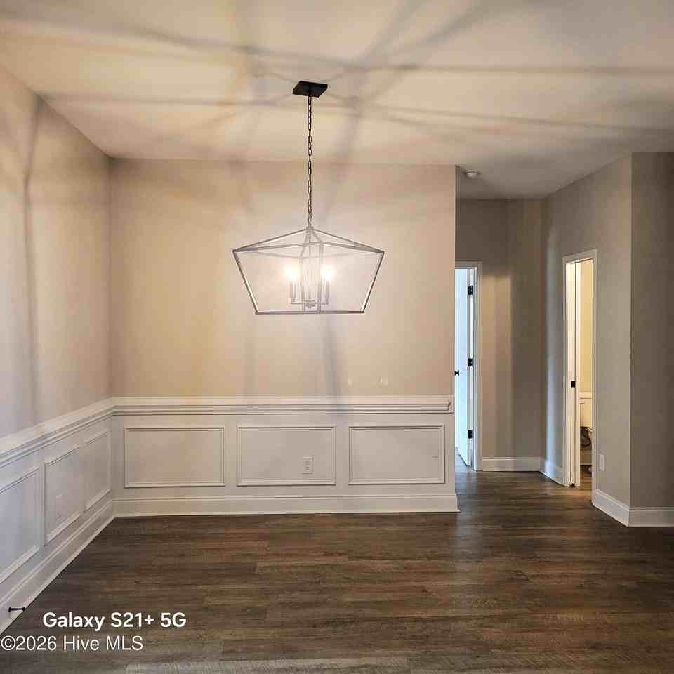 429 Gretchen Rd - Photo 6 of 49