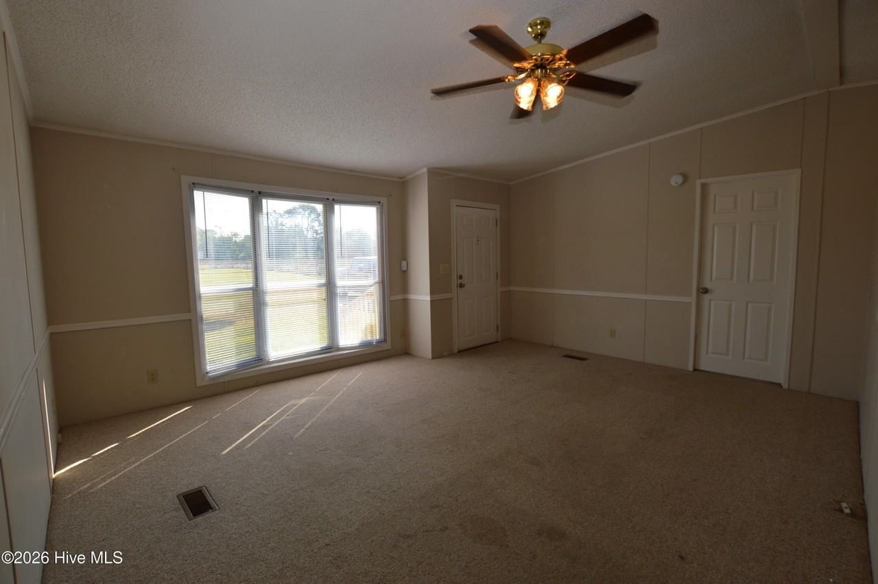531 Cedar Fork Rd - Photo 4 of 23