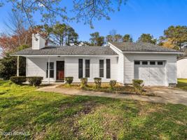 featured image of 1003 Springdale Dr