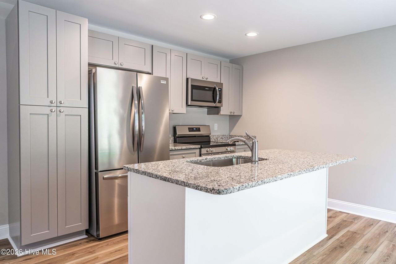 435 W New Jersey Ave - Photo 3 of 27