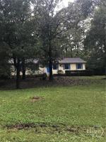 featured image of 1000 Lindy Cir