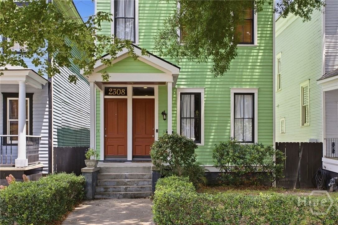 2308 Barnard St - Photo 2 of 26