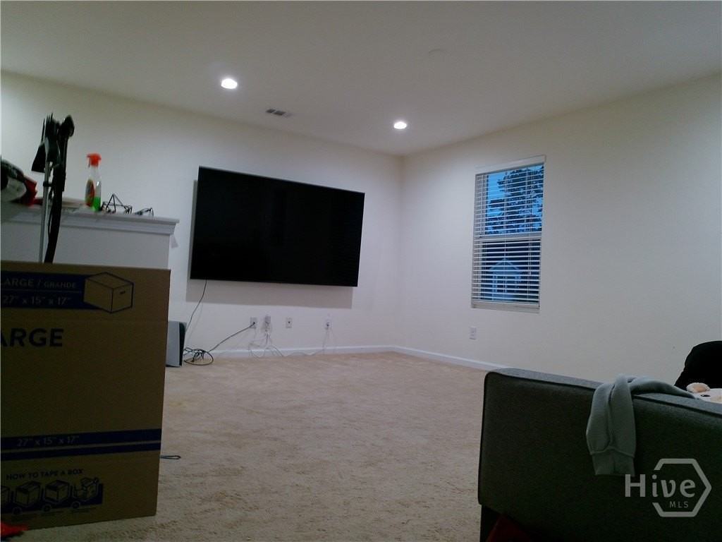 351 Southwilde Way - Photo 5 of 28