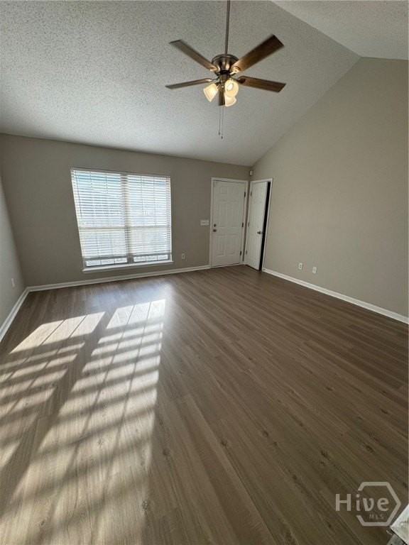 1381 Coalition Cir - Photo 2 of 16