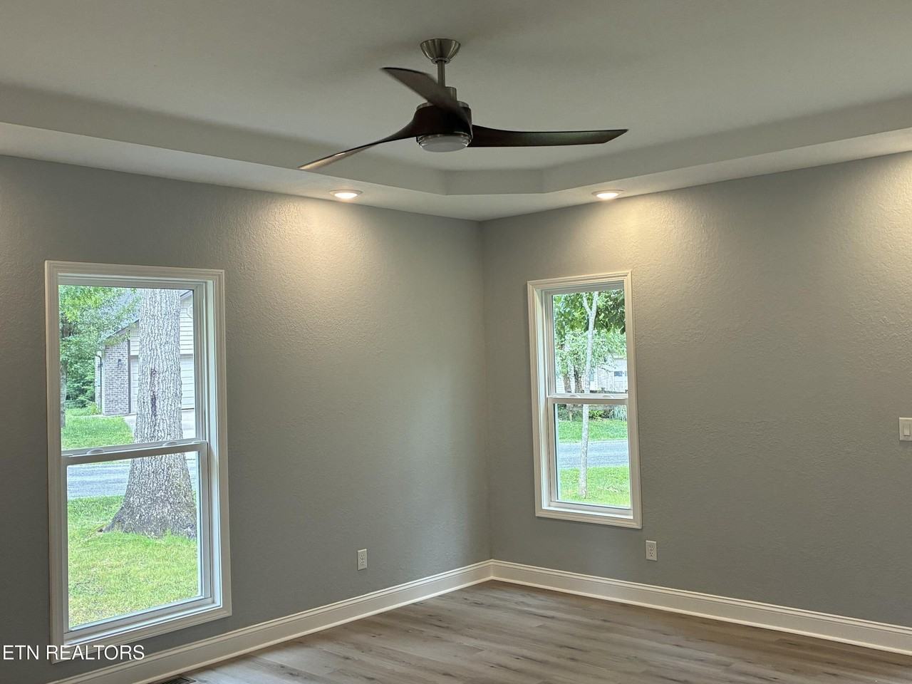 134 Glenwood Dr - Photo 6 of 18