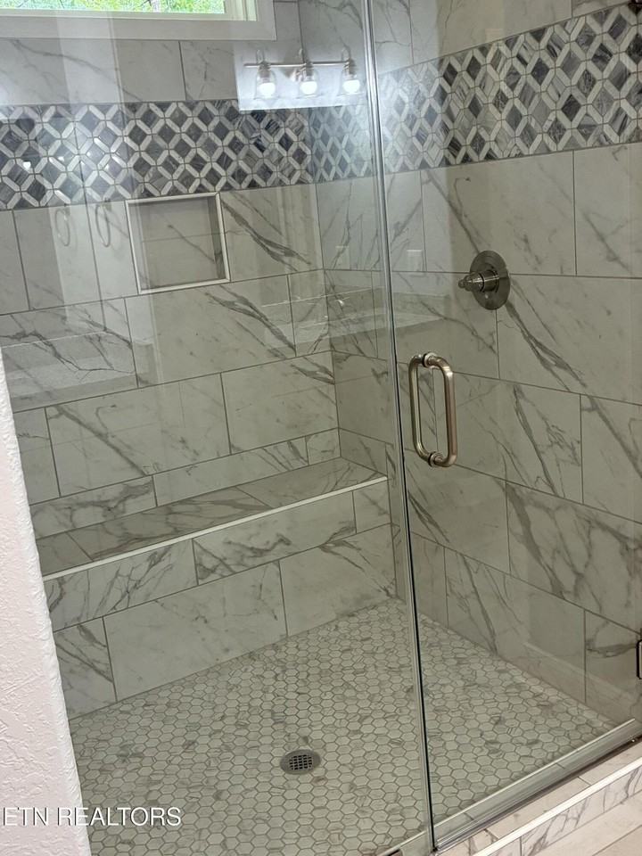 134 Glenwood Dr - Photo 7 of 18