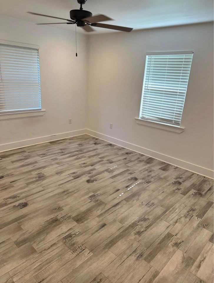 500 Nell St - Photo 6 of 16